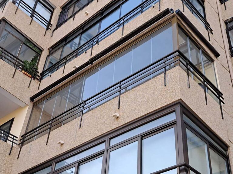 Cómo hacer un balcón más seguro en Murcia